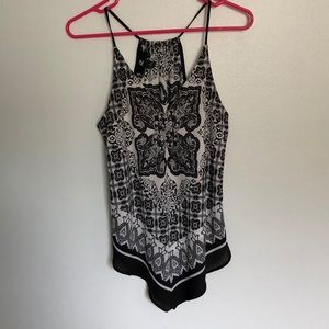 Black and white mandala print tank top